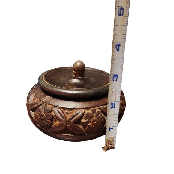Handmade Vintage Carved Wooden Trinket Box With Lid Floral Design 3.5 Inch Heigh - Picture 2 of 14